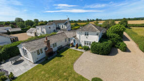 2, Greenacres, Dunstable LU6 2GA