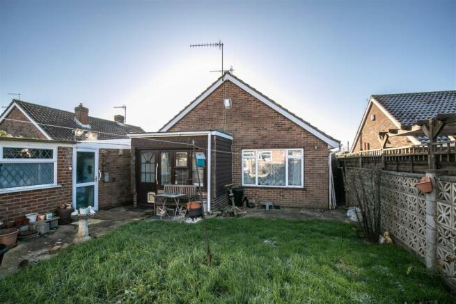 17 Arnside Close-8.jpg