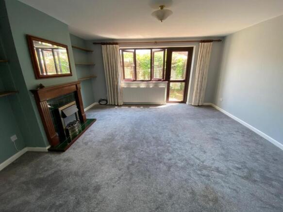 Living rm.jpg