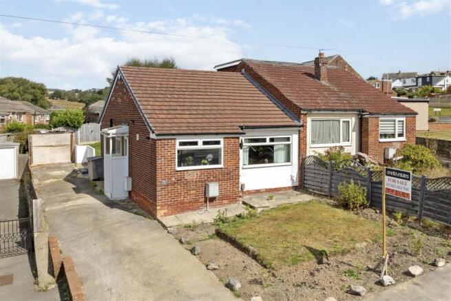 2 bed Semi-Detached Bungalow for sale Image 11