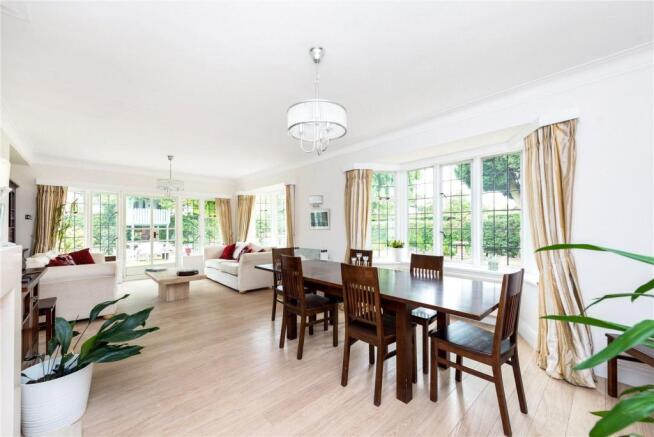 Open Plan Reception