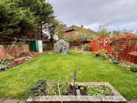 3 bed Semi-Detached for sale Image 4