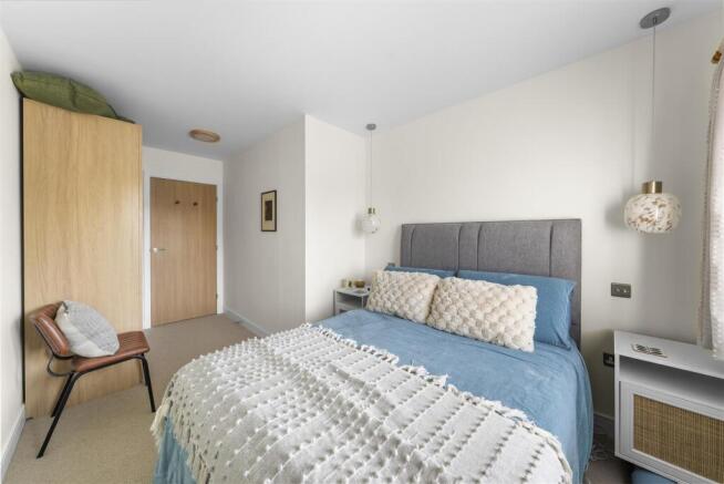 2 bed Apartment for sale Image 12