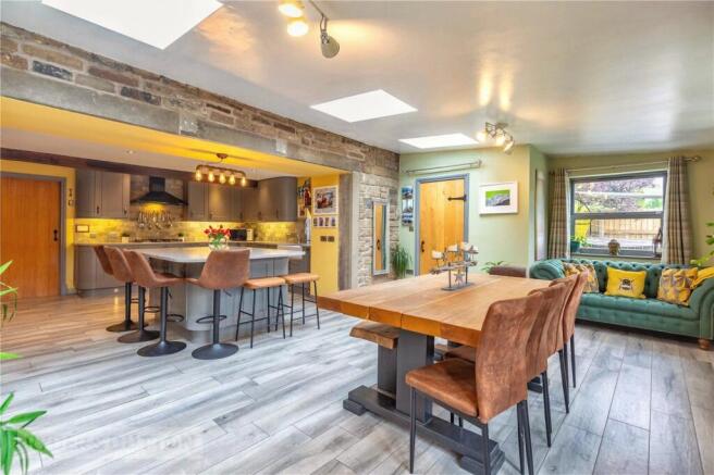 Dining Room/ Kitchen