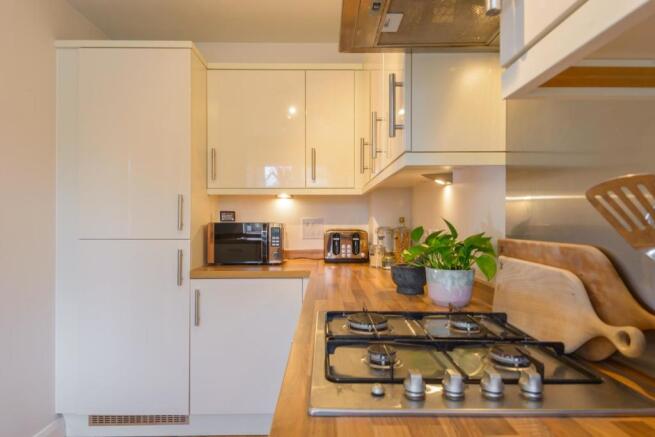HCTACDER69 - Kitchen A.jpg