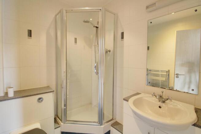 Flat8Ensuite