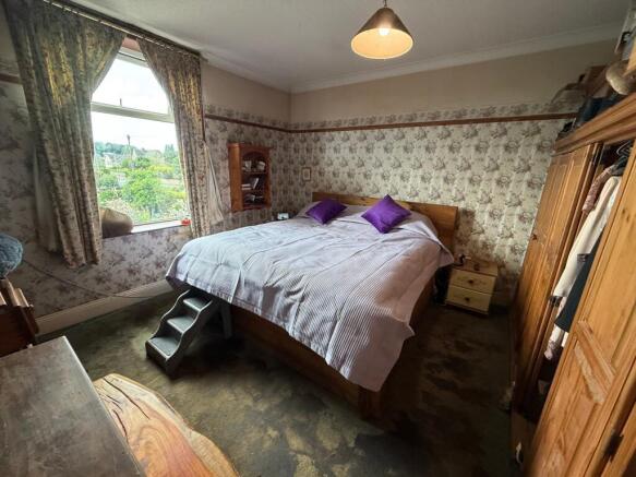 4 bed End of Terrace for sale Image 4