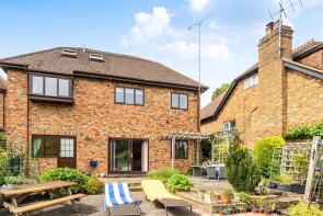 Kingfisher House, Graemesdyke Road, Berkhamsted HP4 3LX