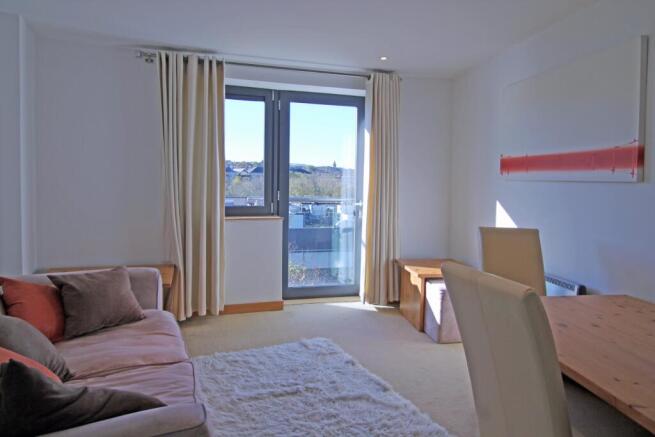1 bed Flat for sale Image 3