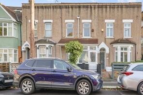 6, Park Road, London E10 7DB