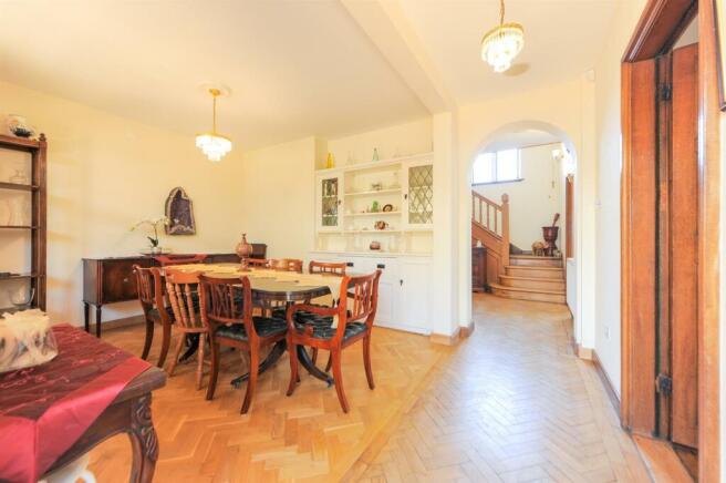 Dining Room.jpg