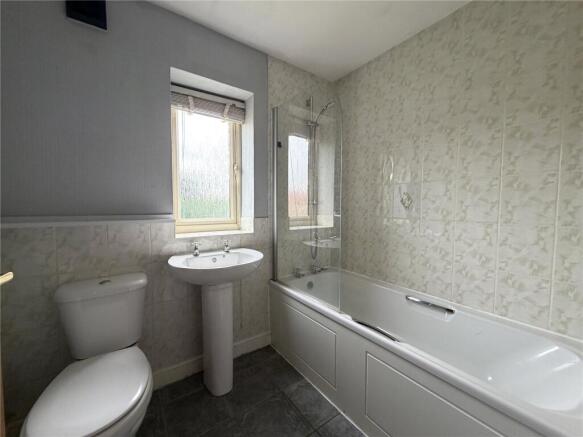 2 bed Semi-Detached for sale Image 7