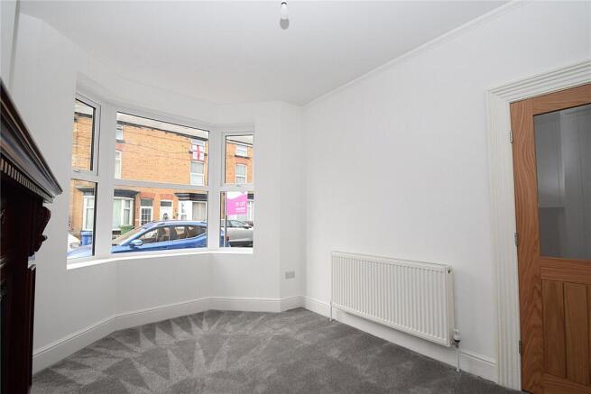 3 bed Terraced to rent Image 3