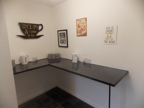9 bed Private Halls to rent Image 12