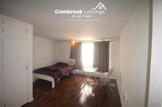 1 bed apartment to rent Netley Road, Ilford IG2 7