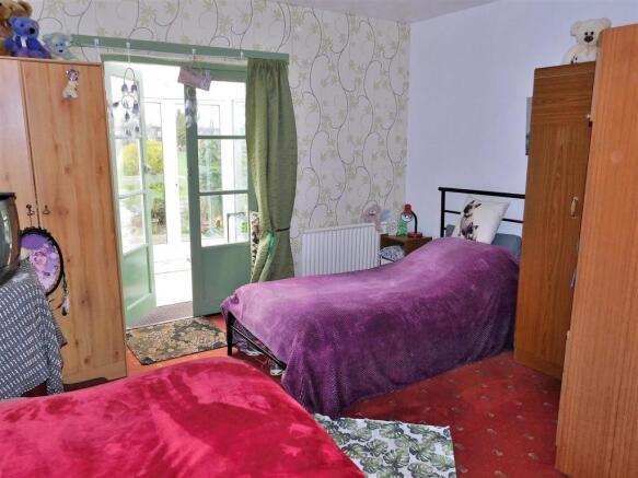 BED ONE 1.JPG