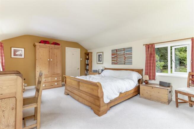 Master Bedroom - B.jpg