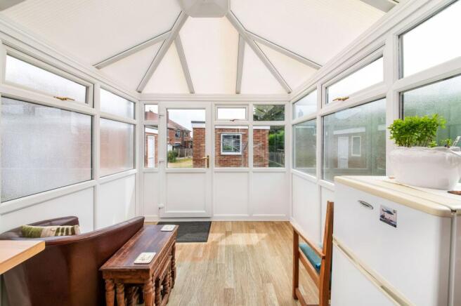 2 bed Detached Bungalow for sale Image 6