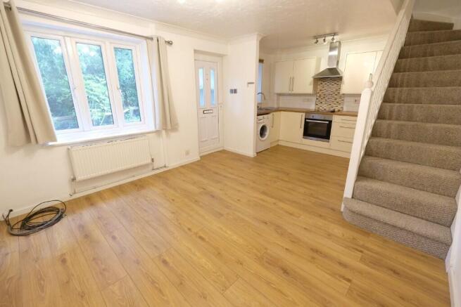 OPEN PLAN ROOM