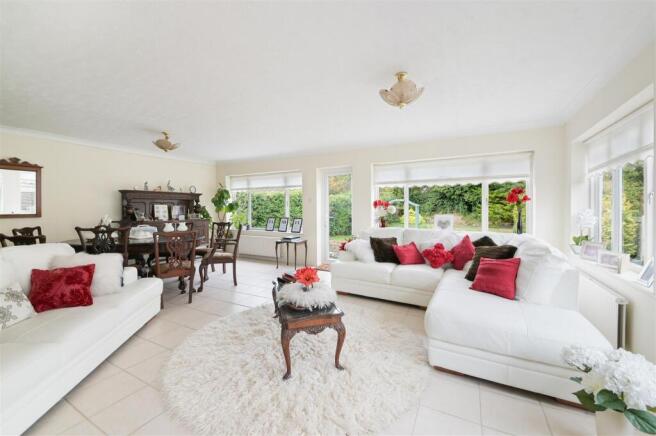 ST JAMES AVENUE, (11).jpg