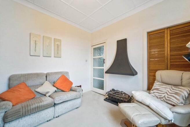 Sitting/Family Room