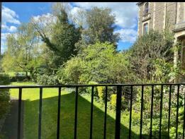 10, Downs View Court, Downside Road, Clifton, Bristol BS8 2XE