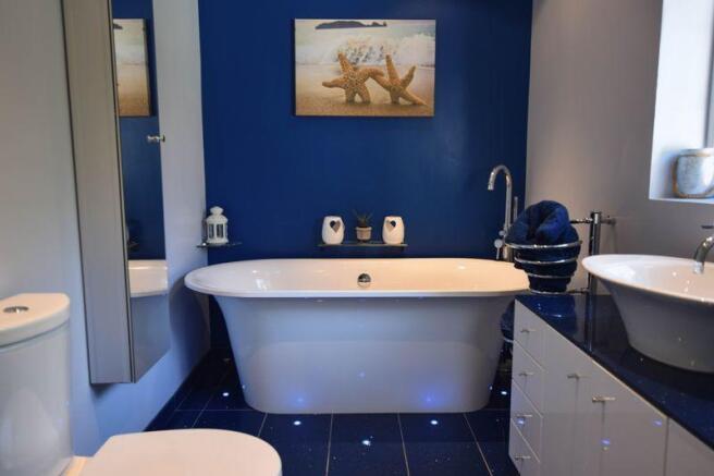 Family bathroom