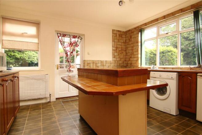 3 bed Detached for sale Image 9
