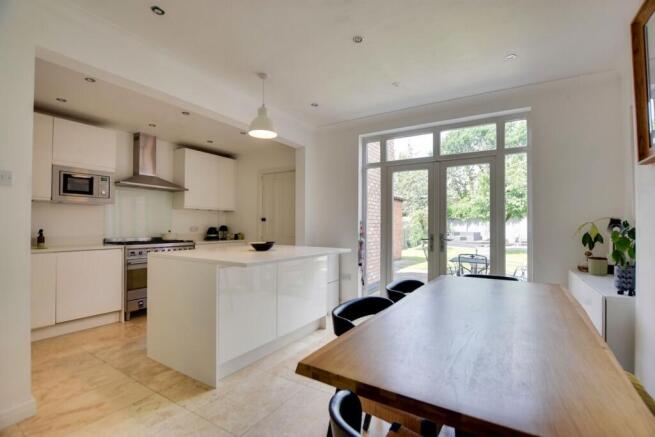 Open Plan Fitted Kitchen Dining Room