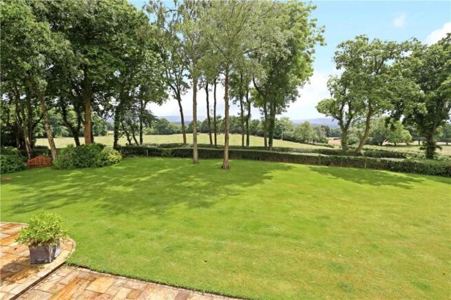 Private Gardens