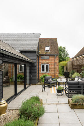 216094 - TMH_THE_BARN_CANTERBURY_PORTRAIT-EDIT-...