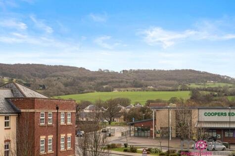 Typhoon Way, Brockworth, GL3