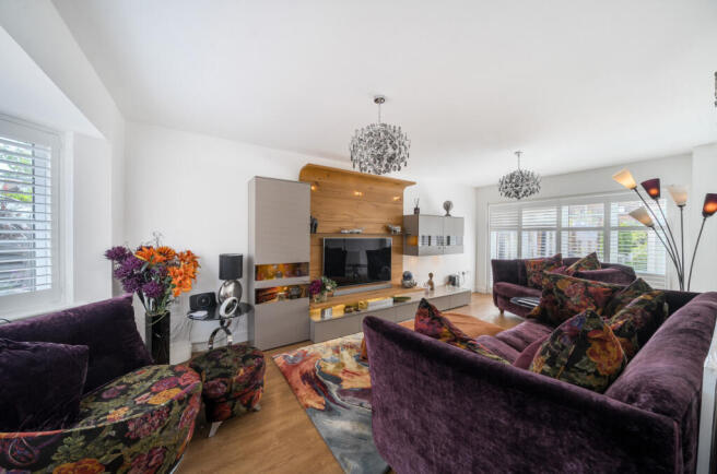 1440424-23-69d92e...