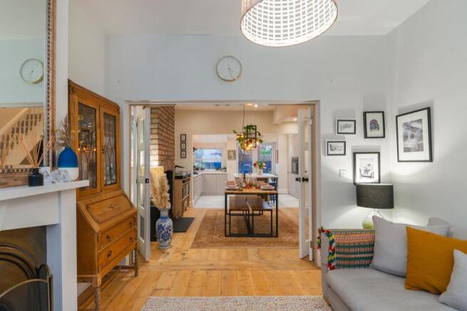 YELSROW02 - Living Room F.jpg