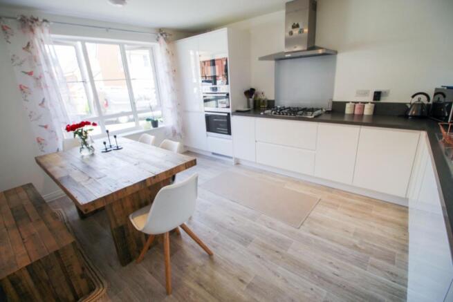 Kitchen/Dining Room