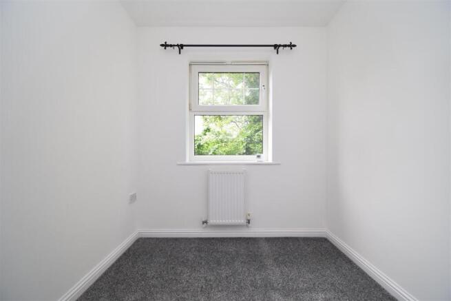 2 bed Apartment for sale Image 6