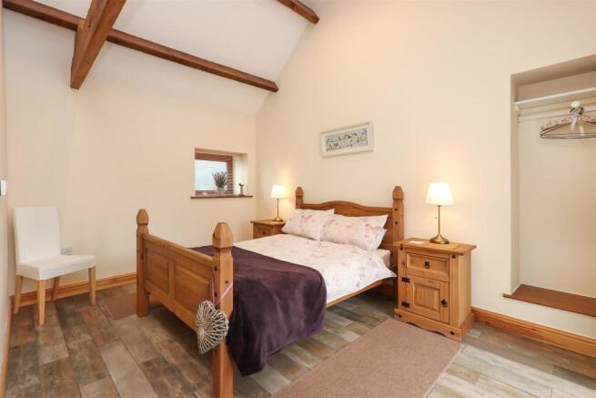 Annex Bed1.jpg
