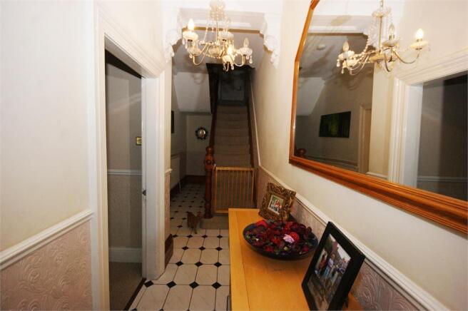 Hall/Stairs