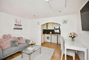 4, Hathaway Court, Rochester ME1 1QX