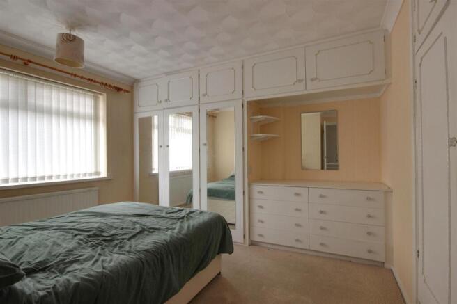 3 bed Semi-Detached for sale Image 11