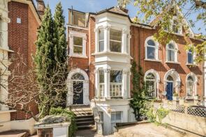 8, Avenue Crescent, London W3 8EW