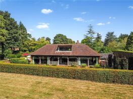 Mulberry, Field Way, Winchester SO21 2AF