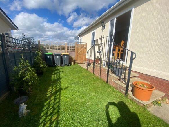 Rose Crescent, Pavenham photo 5