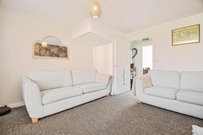 3 bed Not Specified for sale Image 5