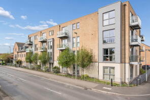 31, Holly Acre, Dunstable LU5 4UF