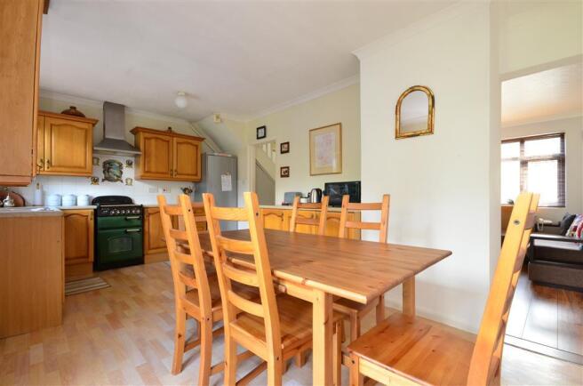 Kitchen/Dining Area