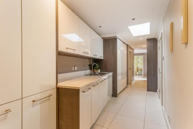 Thornfield 285132...