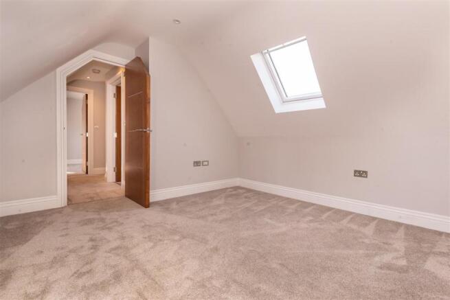 2 Abbotts Way (35).jpg