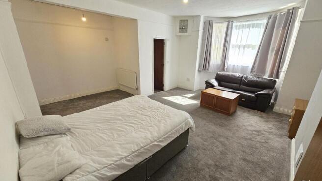 House of Multiple Occupation for sale Image 11
