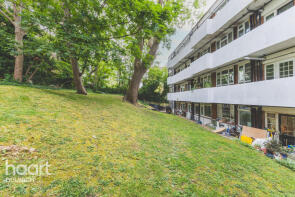 Flat 9, Norman Court, Lordship Lane, London SE22 8JT